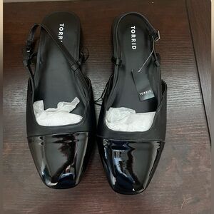 Torrid Black Cap Toe Slingback flats Shoes size 11WW